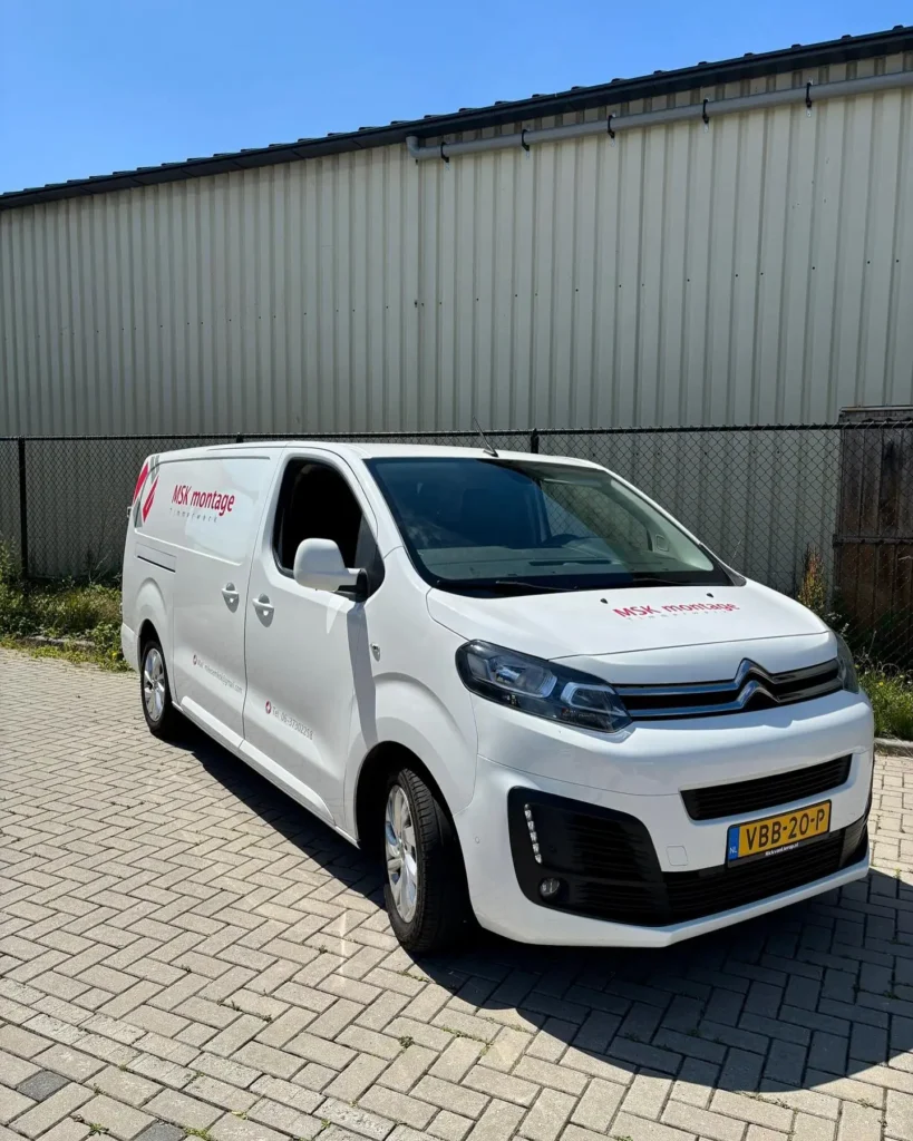 Autobelettering voor MSK Montage