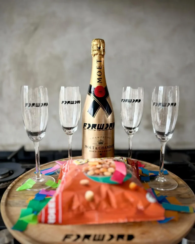 Bedrukte champagneglazen met logo