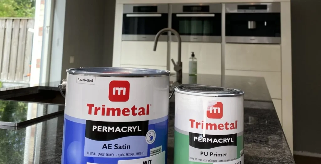 Verf en primer voor schilderwerk