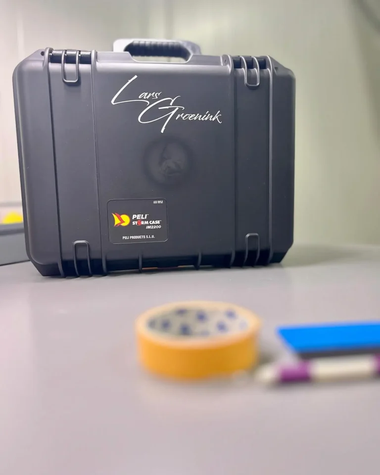 Bedrukte koffer met naam Lars Groenink